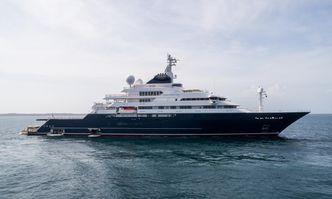 Slider yacht image